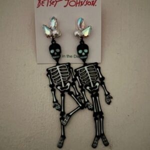 BETSEY JOHNSON Halloween Articulated Skeletons Glow-in-the-Dark Earrings NEW NWT